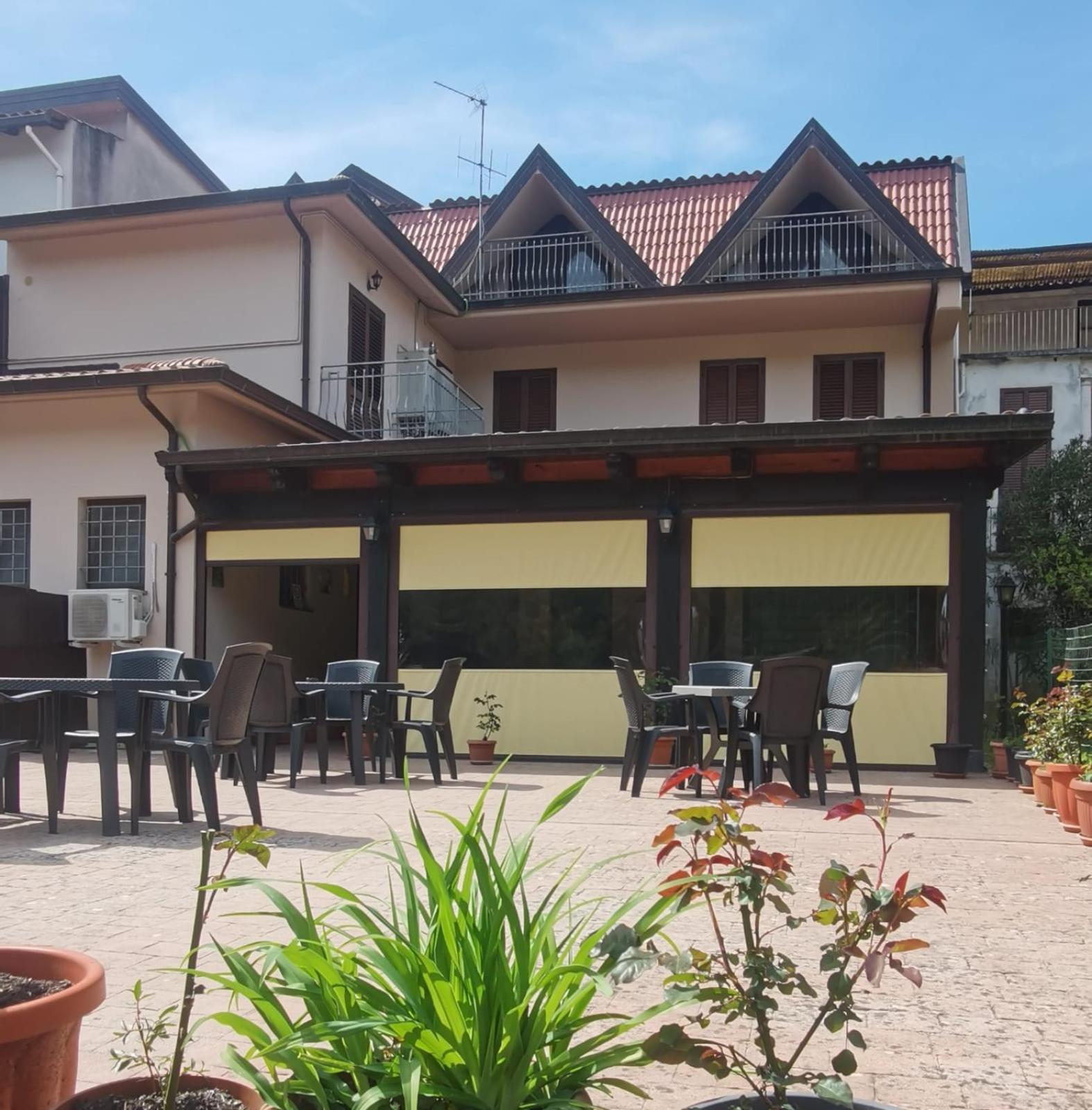 Hotel Edelweiss Laino Borgo Exterior photo