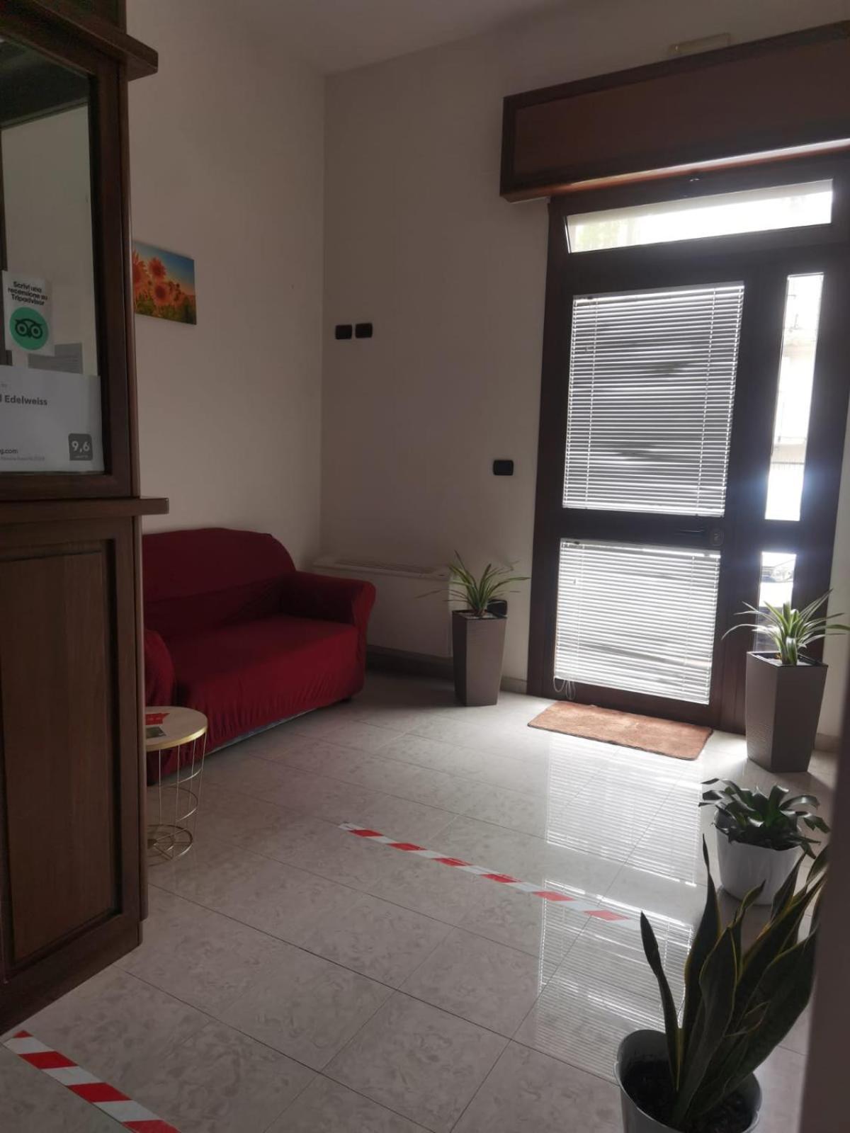 Hotel Edelweiss Laino Borgo Exterior photo